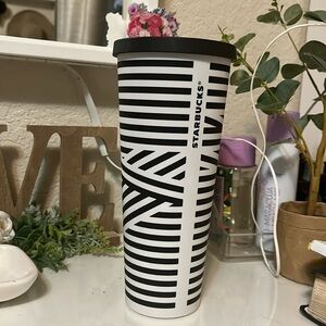 Starbucks zebra